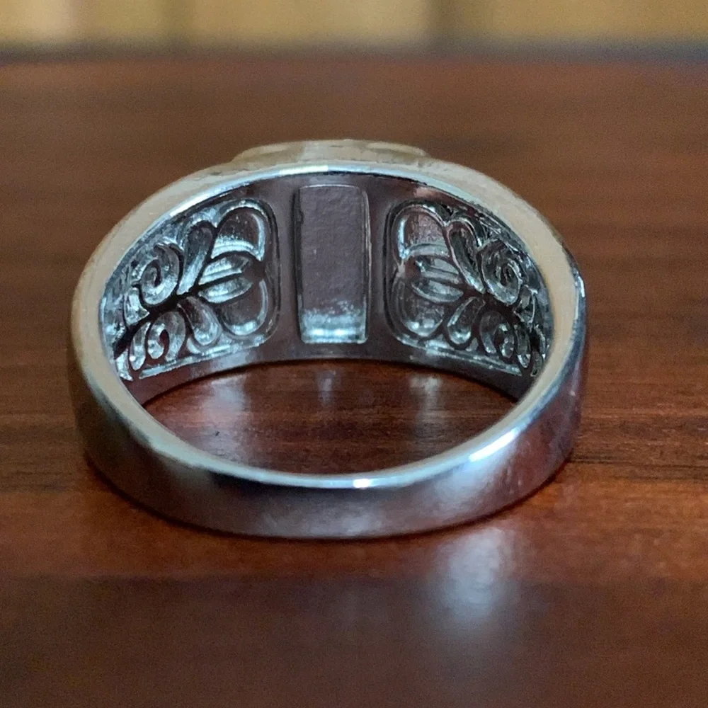 Silver tone and black scorpion ring size 11